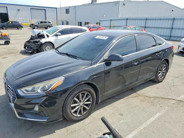 5NPE24AF6JH662907 2018 HYUNDAI SONATA - Image 1
