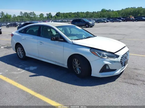5NPE24AF6JH667007 2018 HYUNDAI SONATA - Image 1
