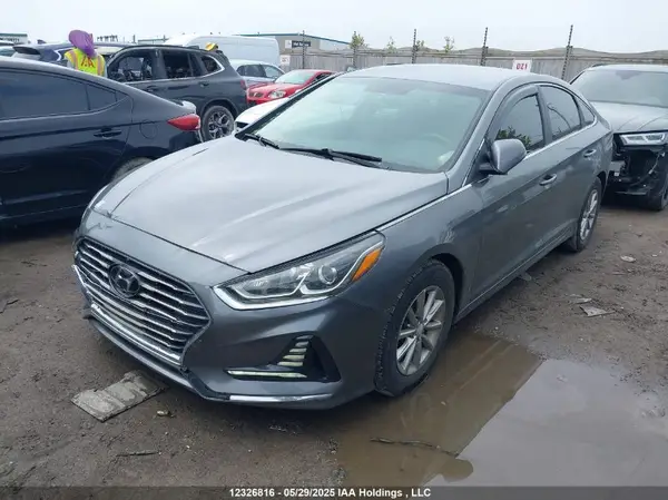 5NPE24AF6JH670960 2018 HYUNDAI SONATA - Image 2