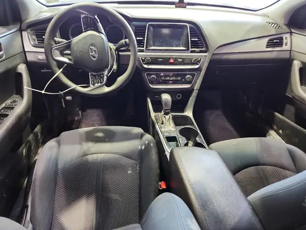 5NPE24AF6JH672790 2018 HYUNDAI SONATA - Image 8