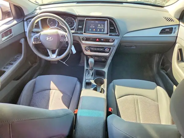 5NPE24AF6JH675947 2018 HYUNDAI SONATA - Image 8