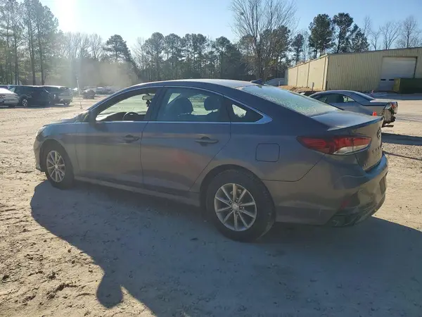 5NPE24AF6JH676497 2018 HYUNDAI SONATA - Image 2