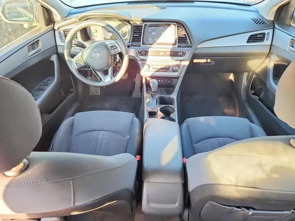 5NPE24AF6JH676497 2018 HYUNDAI SONATA - Image 8