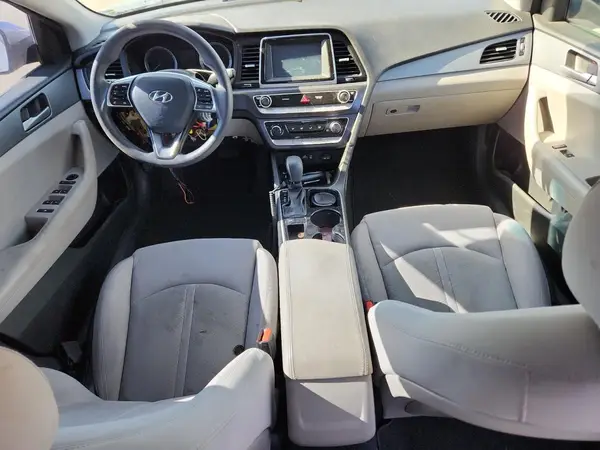 5NPE24AF6JH676869 2018 HYUNDAI SONATA - Image 8