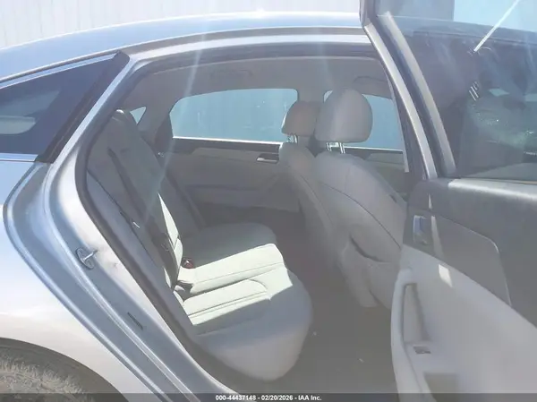 5NPE24AF6JH677956 2018 HYUNDAI SONATA - Image 8