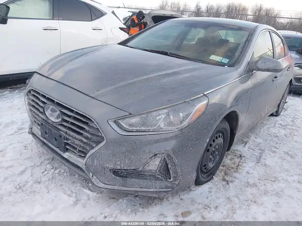 5NPE24AF6JH688519 2018 HYUNDAI SONATA - Image 2