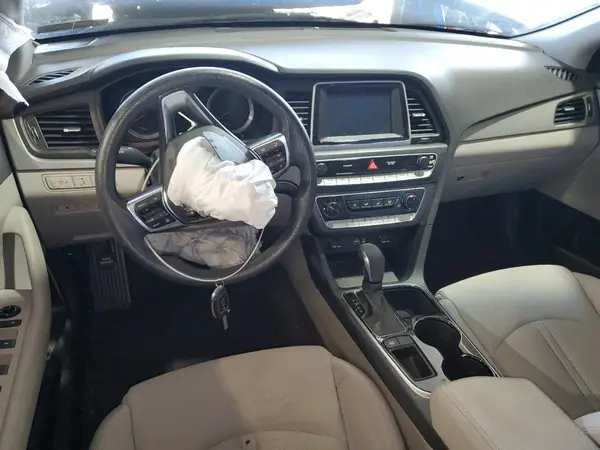 5NPE24AF6JH688665 2018 HYUNDAI SONATA - Image 8