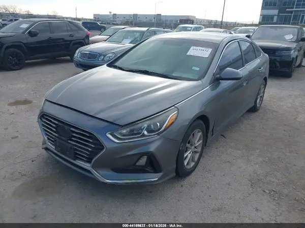 5NPE24AF6JH690044 2018 HYUNDAI SONATA - Image 2