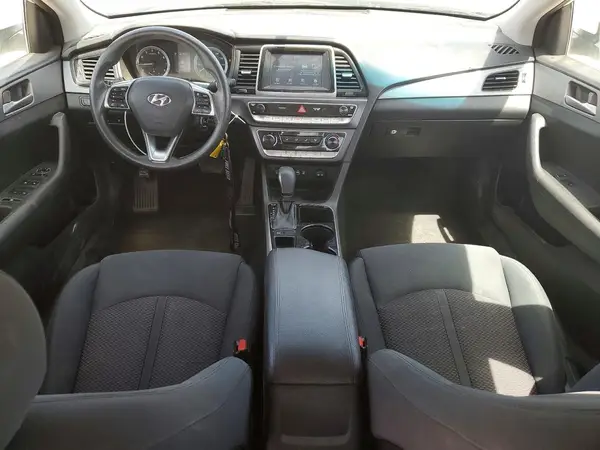 5NPE24AF6JH695373 2018 HYUNDAI SONATA - Image 8