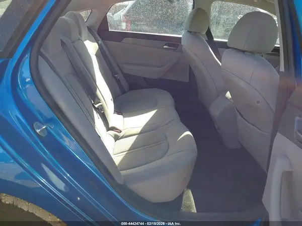 5NPE24AF6JH697768 2018 HYUNDAI SONATA - Image 8