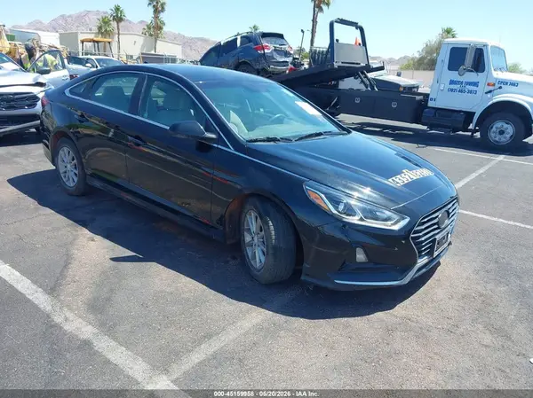 5NPE24AF6JH699441 2018 HYUNDAI SONATA - Image 1