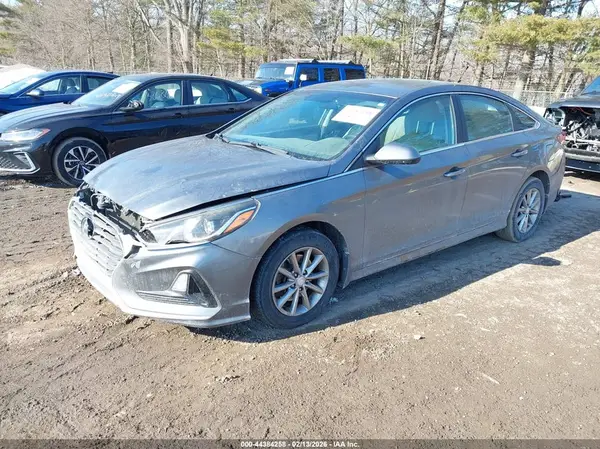 5NPE24AF6JH701169 2018 HYUNDAI SONATA - Image 2