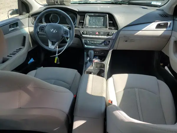 5NPE24AF6JH702287 2018 HYUNDAI SONATA - Image 8