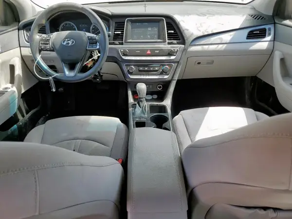 5NPE24AF6JH703939 2018 HYUNDAI SONATA - Image 8