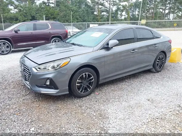 5NPE24AF6JH713435 2018 HYUNDAI SONATA - Image 2
