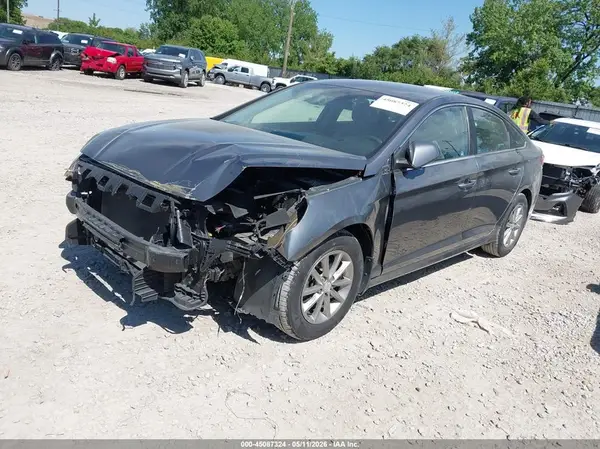 5NPE24AF6JH713497 2018 HYUNDAI SONATA - Image 2