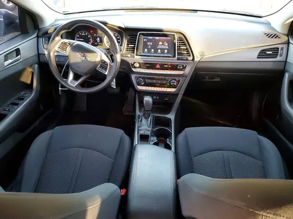 5NPE24AF6JH717727 2018 HYUNDAI SONATA - Image 8