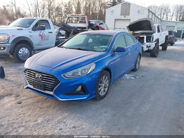 5NPE24AF6JH720076 2018 HYUNDAI SONATA - Image 2