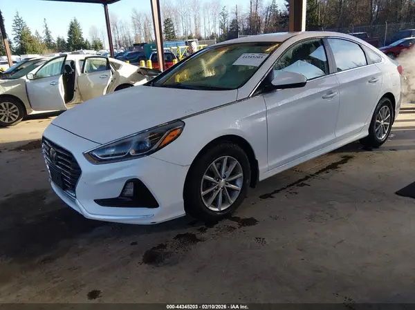 5NPE24AF6JH721177 2018 HYUNDAI SONATA - Image 2