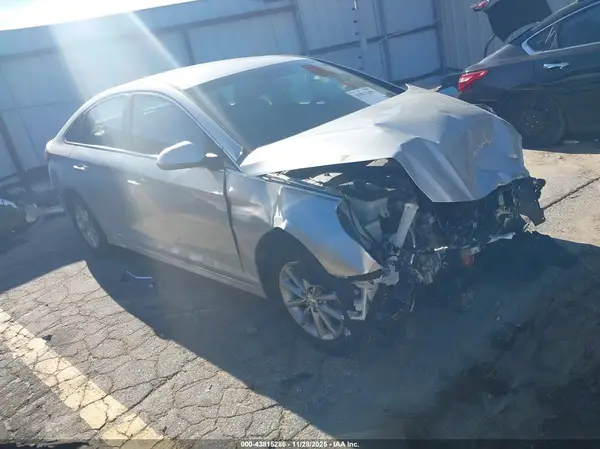 5NPE24AF6KH731144 2019 HYUNDAI SONATA - Image 1