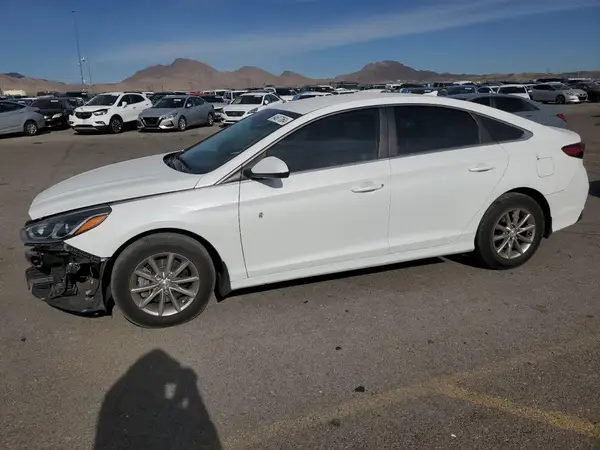 5NPE24AF6KH733217 2019 HYUNDAI SONATA - Image 1