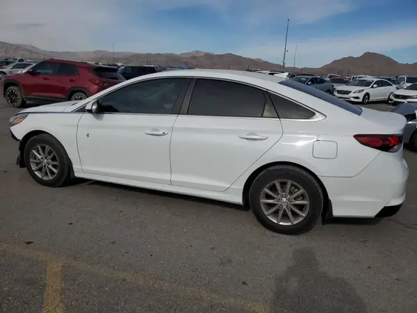 5NPE24AF6KH733217 2019 HYUNDAI SONATA - Image 2