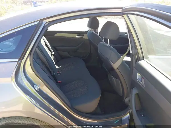 5NPE24AF6KH734349 2019 HYUNDAI SONATA - Image 8