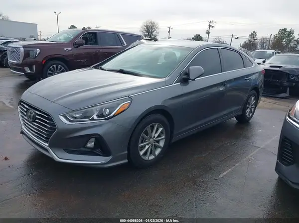 5NPE24AF6KH738496 2019 HYUNDAI SONATA - Image 2