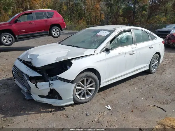 5NPE24AF6KH738689 2019 HYUNDAI SONATA - Image 2