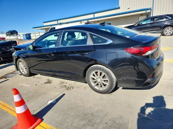 5NPE24AF6KH741902 2019 HYUNDAI SONATA - Image 2