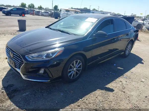 5NPE24AF6KH742807 2019 HYUNDAI SONATA - Image 2