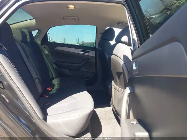 5NPE24AF6KH742807 2019 HYUNDAI SONATA - Image 8