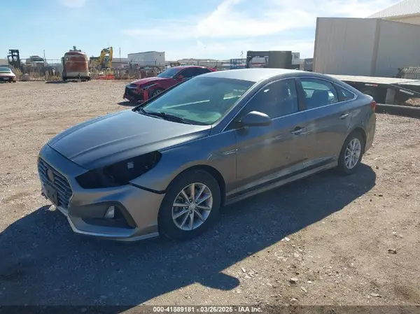 5NPE24AF6KH743102 2019 HYUNDAI SONATA - Image 2