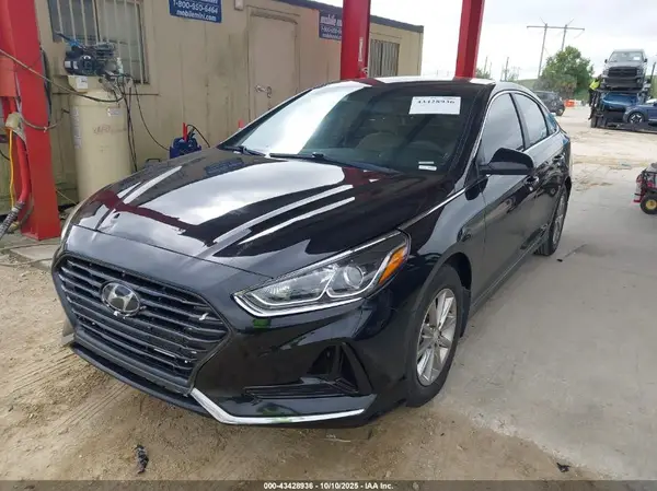 5NPE24AF6KH746145 2019 HYUNDAI SONATA - Image 2