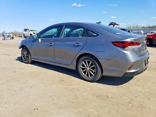 5NPE24AF6KH746808 2019 HYUNDAI SONATA - Image 2