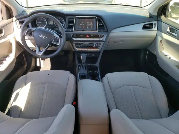 5NPE24AF6KH746808 2019 HYUNDAI SONATA - Image 8