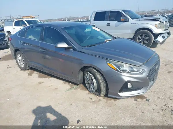 5NPE24AF6KH750034 2019 HYUNDAI SONATA - Image 1