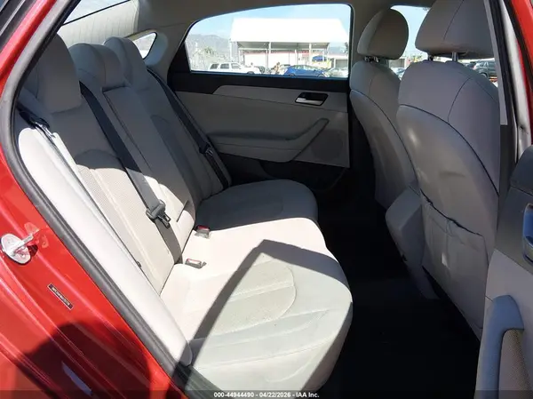 5NPE24AF6KH751779 2019 HYUNDAI SONATA - Image 8