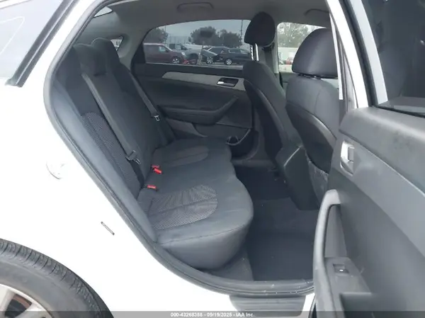 5NPE24AF6KH755265 2019 HYUNDAI SONATA - Image 8
