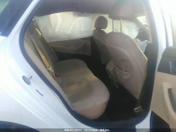 5NPE24AF6KH756335 2019 HYUNDAI SONATA - Image 8