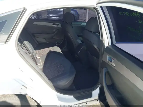 5NPE24AF6KH760109 2019 HYUNDAI SONATA - Image 8