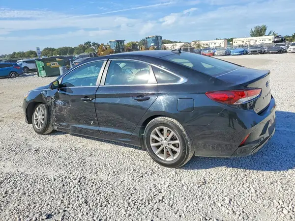 5NPE24AF6KH760904 2019 HYUNDAI SONATA - Image 2