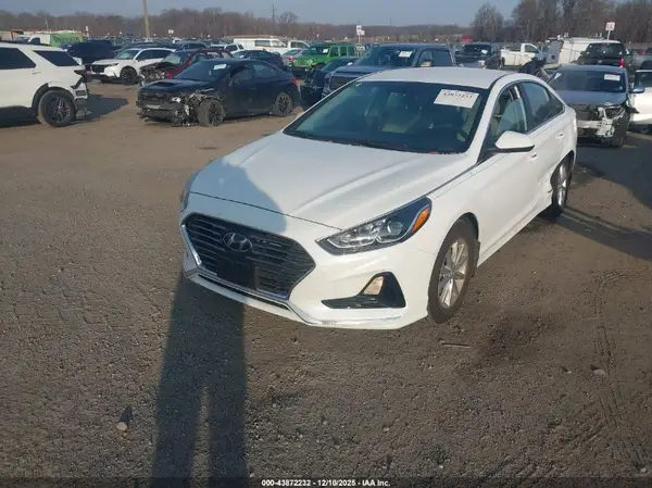 5NPE24AF6KH767576 2019 HYUNDAI SONATA - Image 2