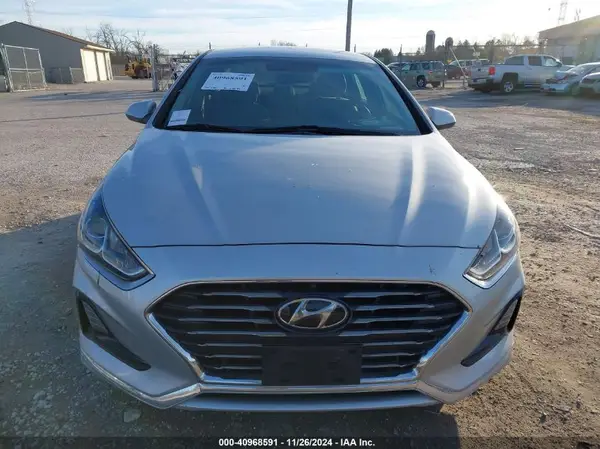 2019 HYUNDAI SONATA auction photo 6