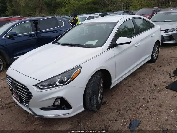 5NPE24AF6KH770672 2019 HYUNDAI SONATA - Image 2