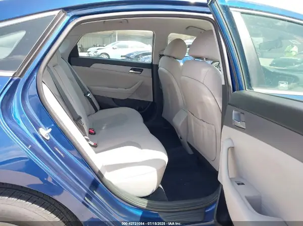 5NPE24AF6KH772583 2019 HYUNDAI SONATA - Image 8