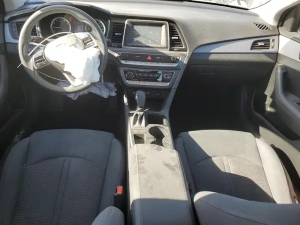 5NPE24AF6KH781767 2019 HYUNDAI SONATA - Image 8