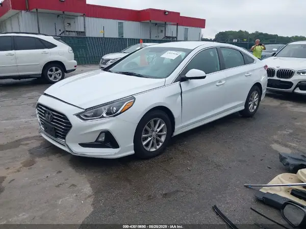 5NPE24AF6KH782935 2019 HYUNDAI SONATA - Image 2