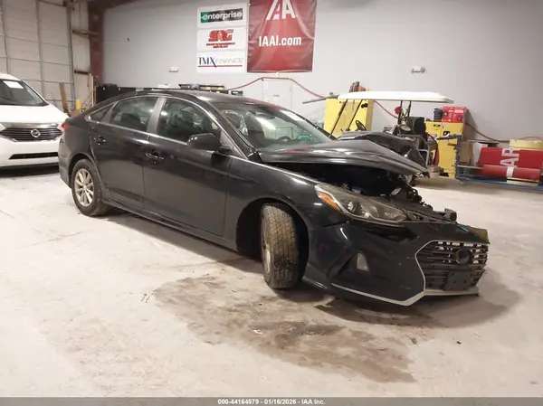 5NPE24AF6KH784877 2019 HYUNDAI SONATA - Image 1