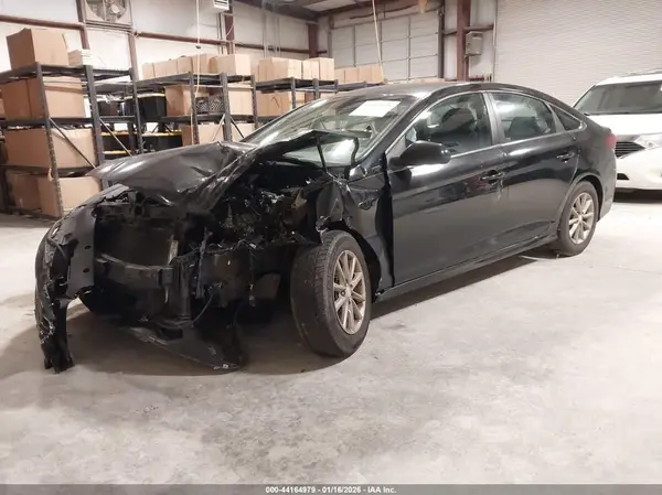 5NPE24AF6KH784877 2019 HYUNDAI SONATA - Image 2